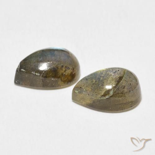 Shop natural 3.53ct Multicolore Labradorite gems, En forme de poire, from Madagascar at GemSelect. In stock, global shipping!