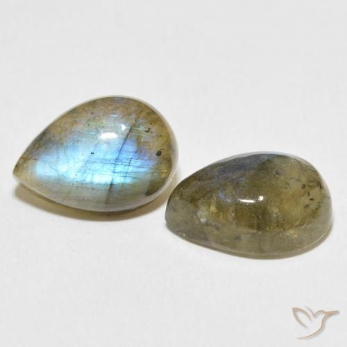 Shop natural 12.40ct Multicolore Labradorite gems, En forme de poire, from Madagascar at GemSelect. In stock, global shipping!