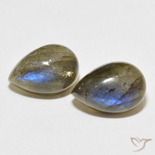 Shop natural 13.55ct Multicolore Labradorite gems, En forme de poire, from Madagascar at GemSelect. In stock, global shipping!