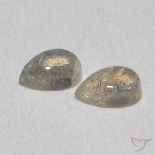 Shop natural 0.87ct Multicolore Labradorite gems, En forme de poire, from Madagascar at GemSelect. In stock, global shipping!