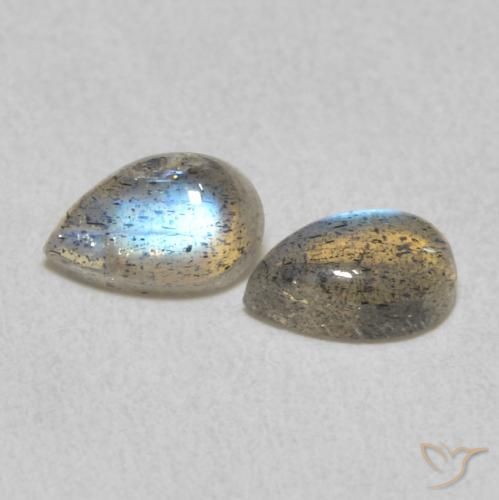Shop natural 0.92ct Multicolore Labradorite gems, En forme de poire, from Madagascar at GemSelect. In stock, global shipping!