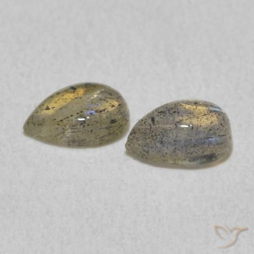 Shop natural 0.92ct Multicolore Labradorite gems, En forme de poire, from Madagascar at GemSelect. In stock, global shipping!