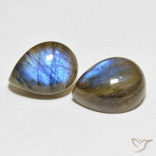 Shop natural 19.24ct Multicolore Labradorite gems, En forme de poire, from Madagascar at GemSelect. In stock, global shipping!
