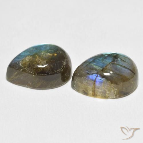 Shop natural 21.28ct Multicolore Labradorite gems, En forme de poire, from Madagascar at GemSelect. In stock, global shipping!