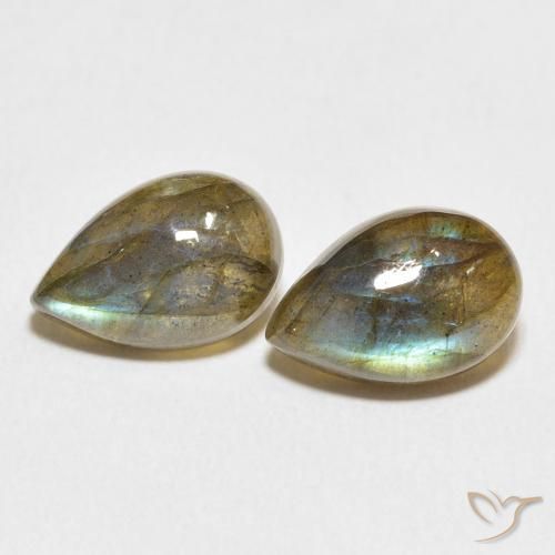 Shop natural 7.71ct Multicolore Labradorite gems, En forme de poire, from Madagascar at GemSelect. In stock, global shipping!