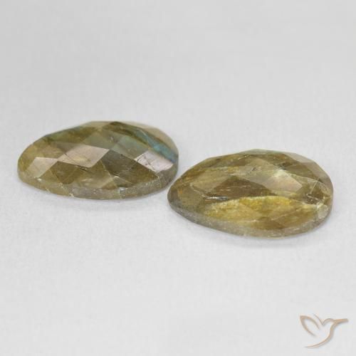 Shop natural 11.14ct Multicolore Labradorite gems, En forme de poire, from Madagascar at GemSelect. In stock, global shipping!
