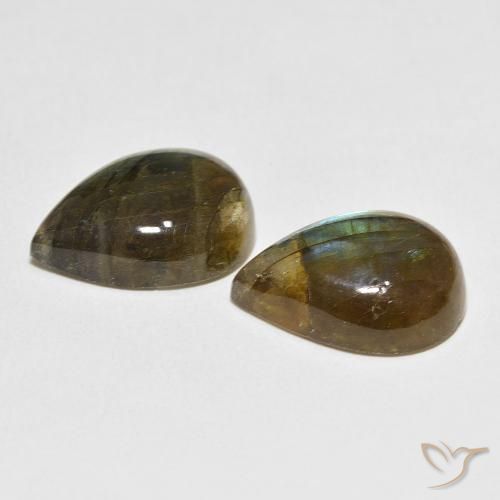 Shop natural 22.48ct Multicolore Labradorite gems, En forme de poire, from Madagascar at GemSelect. In stock, global shipping!