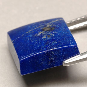 Lapis-lazuli bleue naturelle carré, 4,52 ct, opaque
