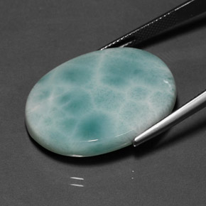 Larimar bleue naturelle coupe ovale, 31,53 ct, opaque