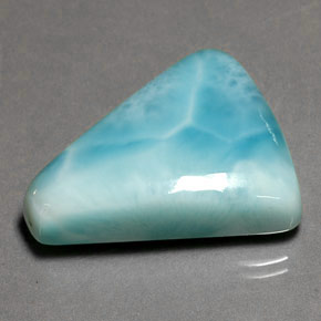 Larimar bleue naturelle forme fantaisie, 35,80 ct, opaque