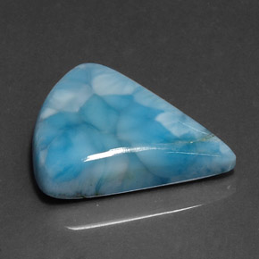 Larimar bleue naturelle forme fantaisie, 31,71 ct, opaque