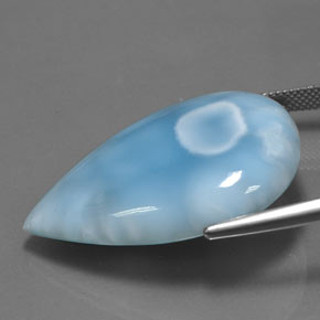 Larimar bleue naturelle en forme de poire, 52,05 ct, opaque