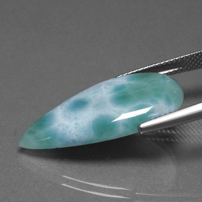 Larimar vert naturelle en forme de poire, 12,25 ct, opaque