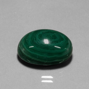 Malachite vert naturelle coupe ovale, 22,99 ct, opaque