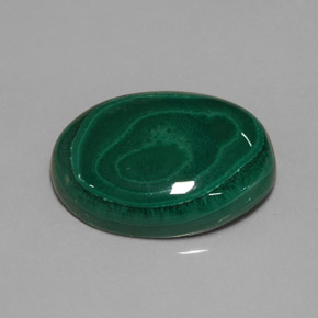 Malachite vert naturelle coupe ovale, 29,59 ct, opaque