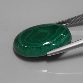 Malachite vert naturelle coupe ovale, 29,59 ct, opaque