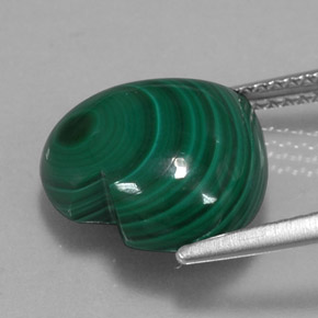 Malachite vert naturelle forme de coeur, 9,08 ct, opaque