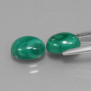 Achetez naturel ct vert malachite gems, coupe ovale, en provenance congo chez gemselect. en stock, livraison internationale!