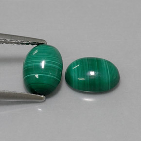 Achetez naturel ct Vert multicolore Malachite gems, Coupe ovale, En provenance Congo chez GemSelect. En stock, livraison internationale!