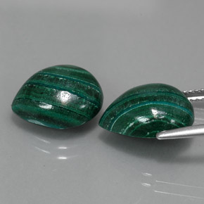 Achetez naturel ct Vert multicolore Malachite gems, En forme de poire, En provenance Congo chez GemSelect. En stock, livraison internationale!