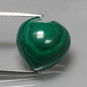 Malachite vert naturelle forme de coeur, 7,53 ct, opaque