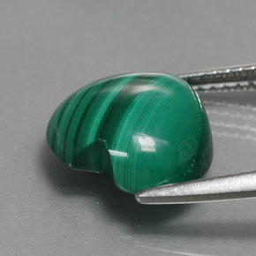 Malachite vert naturelle forme de coeur, 5,31 ct, opaque