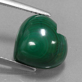 Malachite vert naturelle forme de coeur, 6,74 ct, opaque