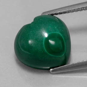Malachite vert naturelle forme de coeur, 7,11 ct, opaque