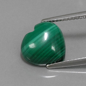 Malachite vert naturelle forme de coeur, 4,91 ct, opaque