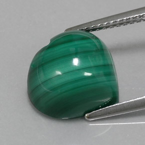 Malachite vert naturelle forme de coeur, 8,67 ct, opaque