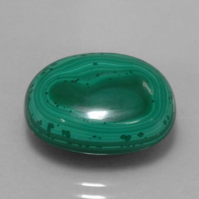 Malachite vert naturelle coupe ovale, 17,63 ct, opaque