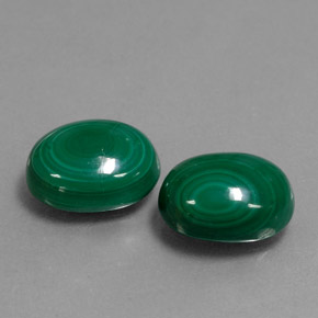 Achetez naturel ct vert malachite gems, coupe ovale, en provenance congo chez gemselect. en stock, livraison internationale!