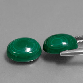 Achetez naturel ct vert malachite gems, coupe ovale, en provenance congo chez gemselect. en stock, livraison internationale!