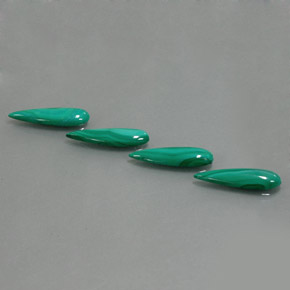 Achetez naturel 8,46ct vert malachite gems, en forme de poire, en provenance congo chez gemselect. en stock, livraison internationale!
