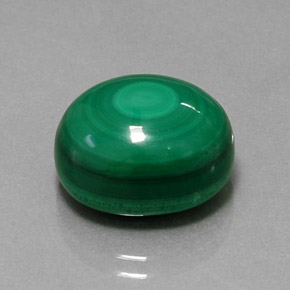Malachite vert naturelle coupe ovale, 15,46 ct, opaque