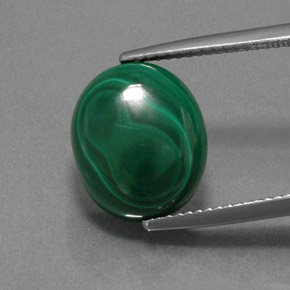 Malachite vert naturelle coupe ovale, 9,57 ct, opaque