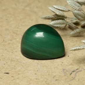 Malachite Vert naturelle En forme de poire, 6.60 ct, Opaque