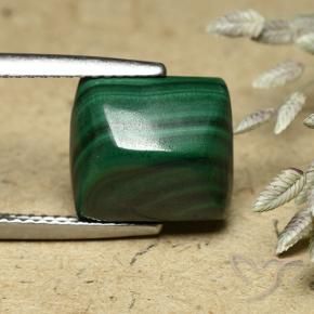 Malachite Vert moyen naturelle Baquette, 8.76 ct, Opaque