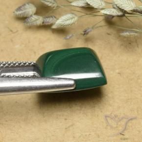 Malachite Vert naturelle Baquette, 8.74 ct, Opaque