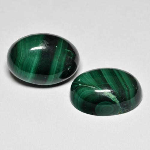 Achetez naturel 17,39ct vert malachite gems, coupe ovale, en provenance congo chez gemselect. en stock, livraison internationale!
