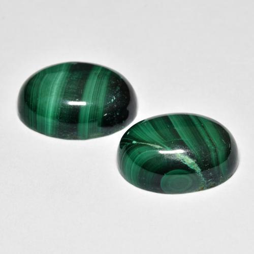 Achetez naturel 17,39ct vert malachite gems, coupe ovale, en provenance congo chez gemselect. en stock, livraison internationale!