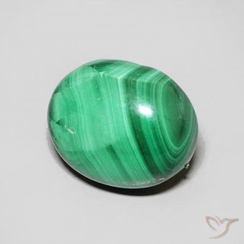 Malachite Vert moyen naturelle ovale, 6.68 ct, Opaque