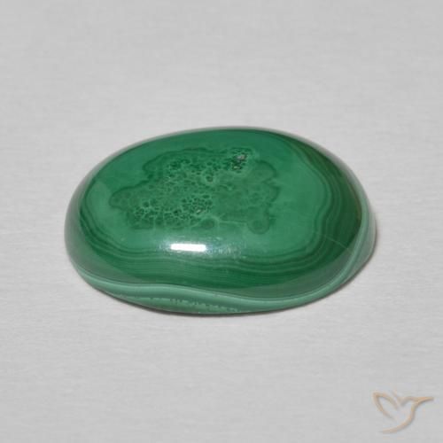 Malachite Vert moyen naturelle ovale, 5.17 ct, Opaque