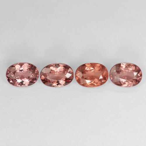 4.27ctw Naturel Rouge chaud Grenat Malaya, ovale, VVS-VS