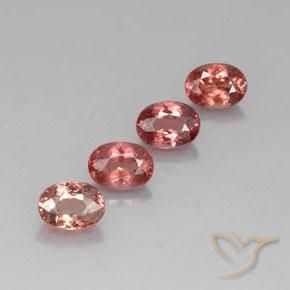 Shop natural 4.14ct Rouge léger Grenat Malaya gems, ovale, from Tanzanie at GemSelect. In stock, global shipping!