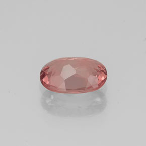 Grenat malaya rose naturelle coupe ovale, 0,88 ct, VVS