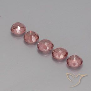 Shop natural 4.07ct Rose rose profond Grenat Malaya gems, Tour, from Tanzanie at GemSelect. In stock, global shipping!
