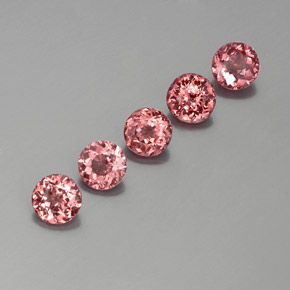 Achetez naturel ct Orange rose Grenat Malaya gems, Coupe roude, En provenance Tanzanie chez GemSelect. En stock, livraison internationale!