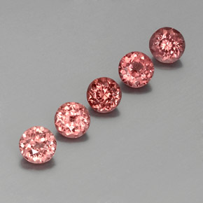 Achetez naturel ct Orange rose Grenat Malaya gems, Coupe roude, En provenance Tanzanie chez GemSelect. En stock, livraison internationale!