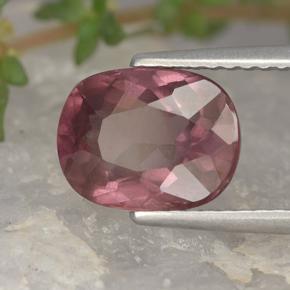 Grenat Malaya Rose naturelle Coupe ovale, 2.53 ct, VS